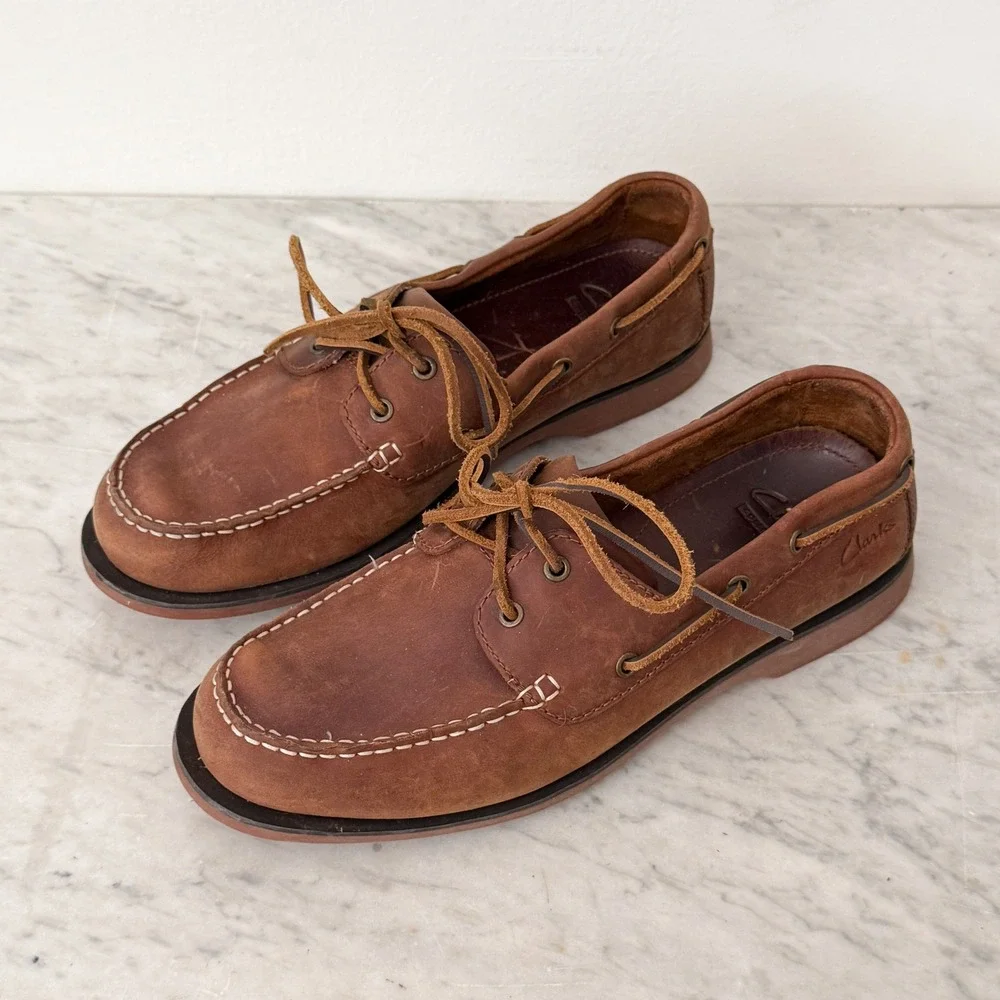 Clarks Boat Shoes Leather Nautical Preppy Brown Contrast Stitching Men 10.5 M